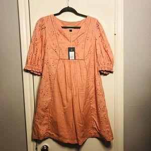 Universal Thread shift dress size M